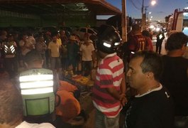 Colisão entre motocicleta e caminhonete deixa casal ferido, em Arapiraca