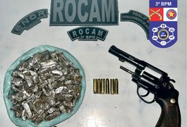 Dupla suspeita de tráfico é presa com arma e maconha em Lagoa da Canoa