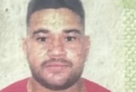 Cantor 'Boyzinho do Piseiro' morre em batida frontal entre moto e carreta-cegonha, em AL