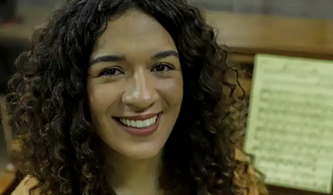 Jornalista alagoana lança livro sobre maceioense que lutou pelo voto feminino no Brasil
