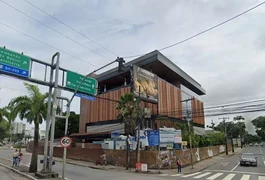Vigilante é morto na entrada de restaurante em Recife momentos após saír do trabalho