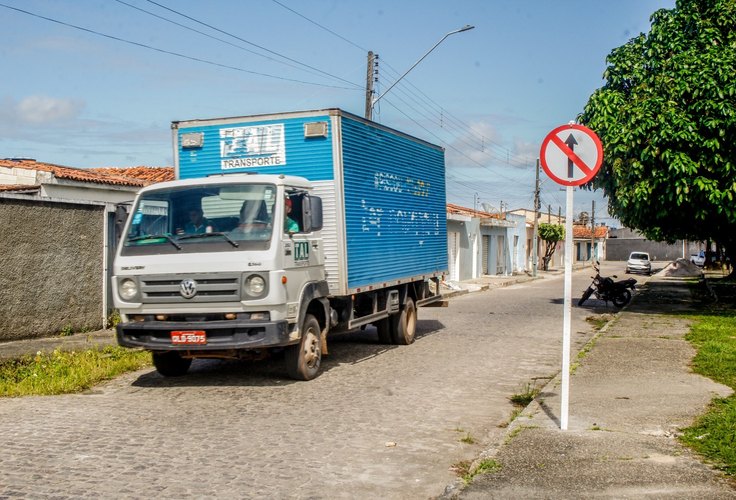 SMTT Penedo melhora o fluxo do trânsito no acesso ao Conjunto Rosete Andrade