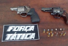 Menor é flagrado com arma de fogo dentro de veículo próximo ao Cemitério Pio XII em Arapiraca