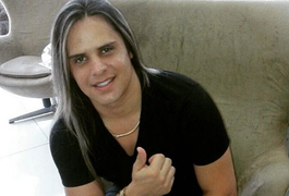 Ex- cantor de Calcinha Preta sofre acidente quando viajava para Maceió