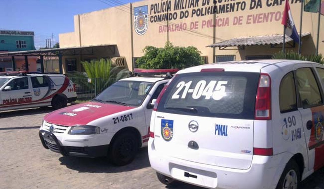 Veículos são furtados dentro de estacionamentos de supermercados