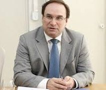 Luciano se desespera após decisão do TRE sobre sua campanha em Arapiraca