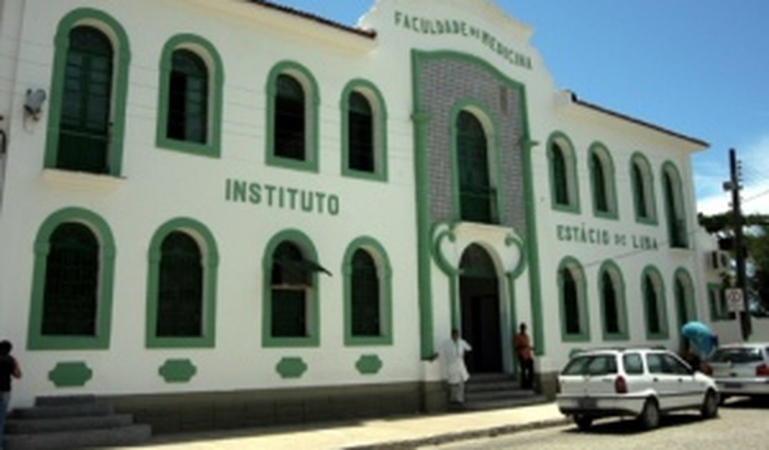 Peritos e legistas decidem em assembleia por paralisação de 48 horas