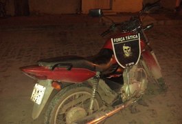 Polícia Militar recupera motocicleta roubada em Arapiraca