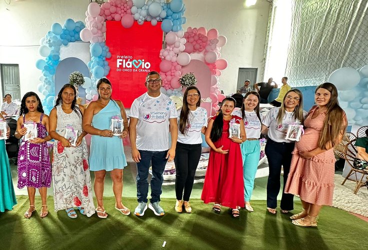 Prefeito de Feira Grande, Flávio do Chico da Granja, anuncia 'Cartão ﻿Nascer Aqui Me Faz Feliz'