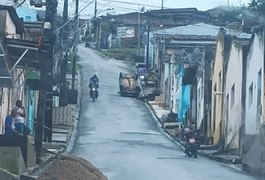 Motorista perde controle e capota carro em ladeira de Palmeira dos Índios