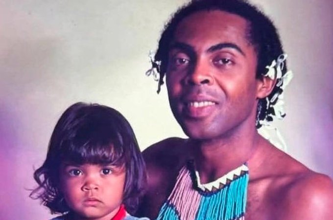 Gilberto Gil emociona fãs ao lembrar de Preta Gil e postar foto de quando ela era criança, nas redes sociais