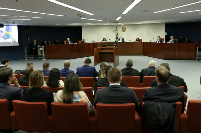 Primeira Turma do STF julga nesta segunda-feira prisão preventiva de Bolsonaro