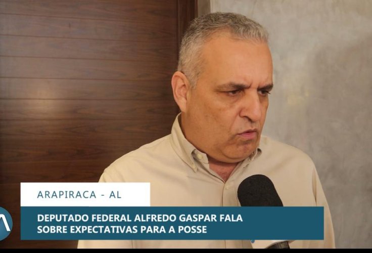 'Mais fácil eu mudar o congresso do que alguma circunstância me mudar', diz Alfredo Gaspar