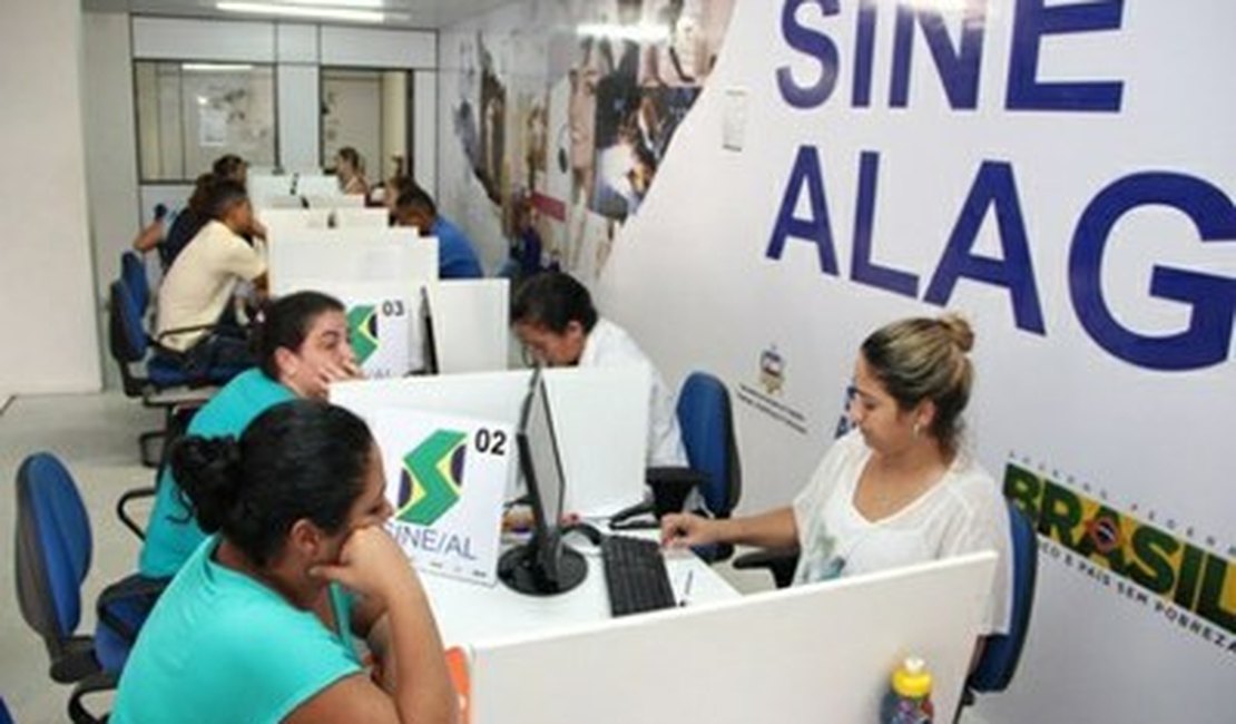 SINE Alagoas oferece mais de 200 vagas de emprego na capital e interior