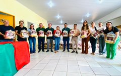 Prefeitura de Junqueiro entrega cestas básicas a famílias atendidas pela Casa da Sopa