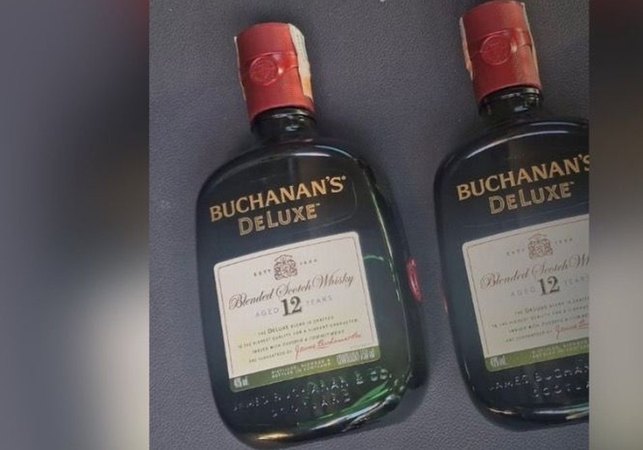 Funcionário é preso após furtar mais de 30 garrafas de whisky em supermercado de Maceió