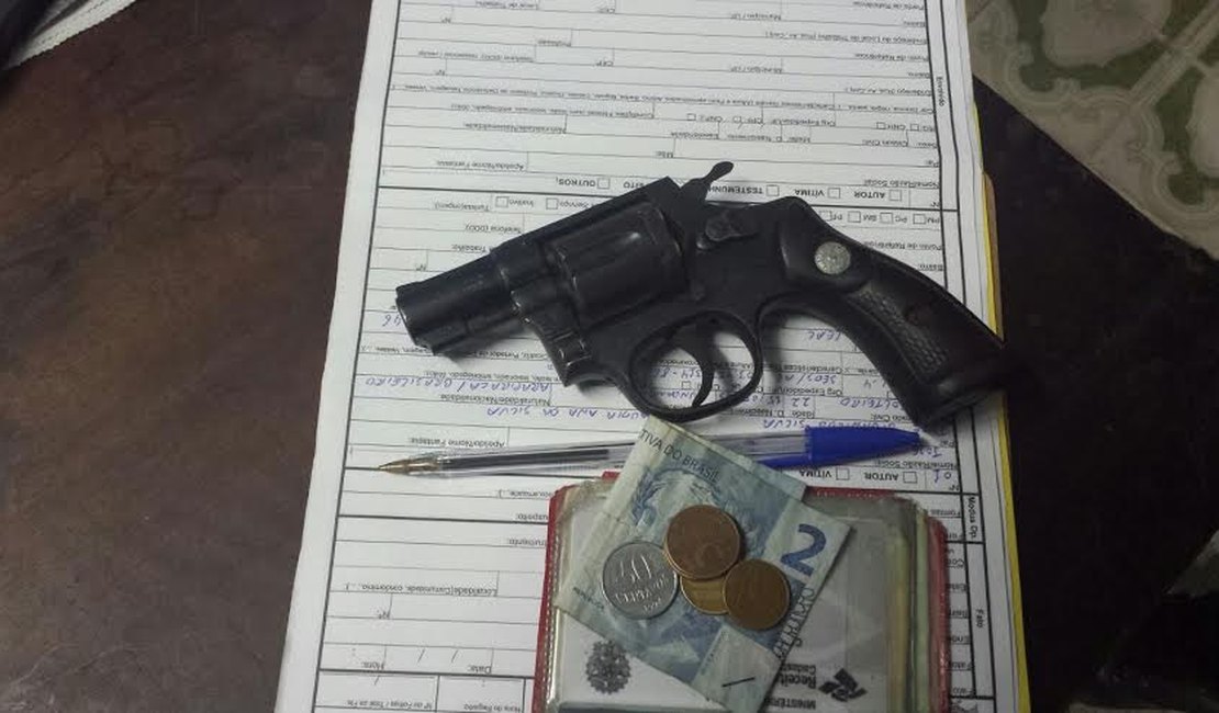 Polícia apreende adolescente com arma de fogo em Arapiraca