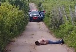 Homem conhecido como Zé Bodinho é assassinado a tiros em estrada vicinal do Sertão alagoano