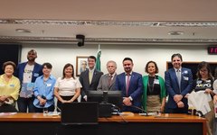 Daniel Barbosa com representantes das universidades do Brasil