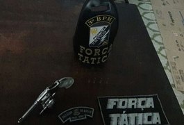 PM apreende adolescente com revólver no bairro Planalto, em Arapiraca