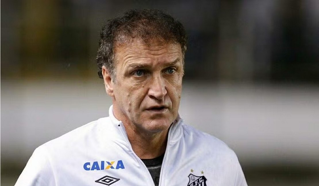 Santos anuncia Cuca como novo treinador da equipe após demissão de Vojvoda