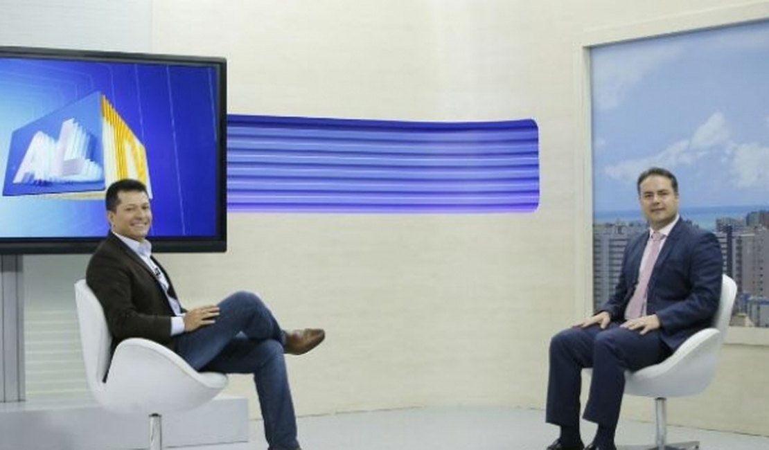 'Governo não vai negociar com facções criminosas', garante Renan Filho