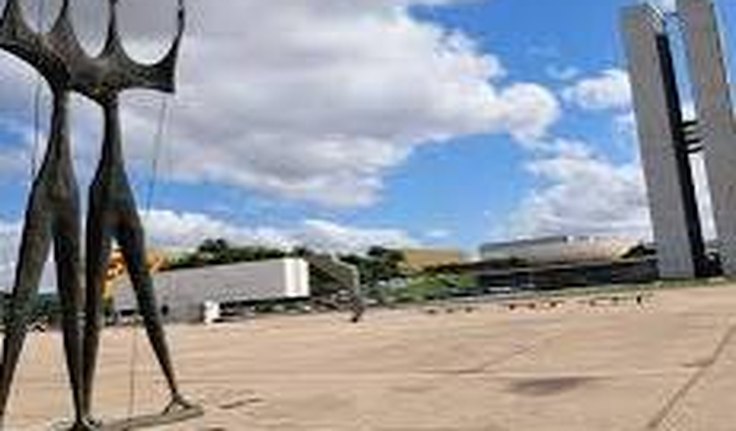 Unidade e Especialização nas Instituições Jurídicas Brasileiras: Uma Análise do Direito, do Estado, dos Poderes da República e do Ministério Público