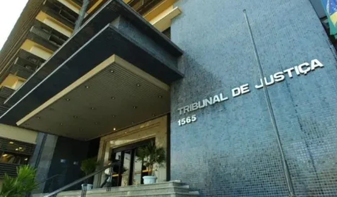 Homem é condenado por matar 6 cães enforcados e jogar corpo em córrego