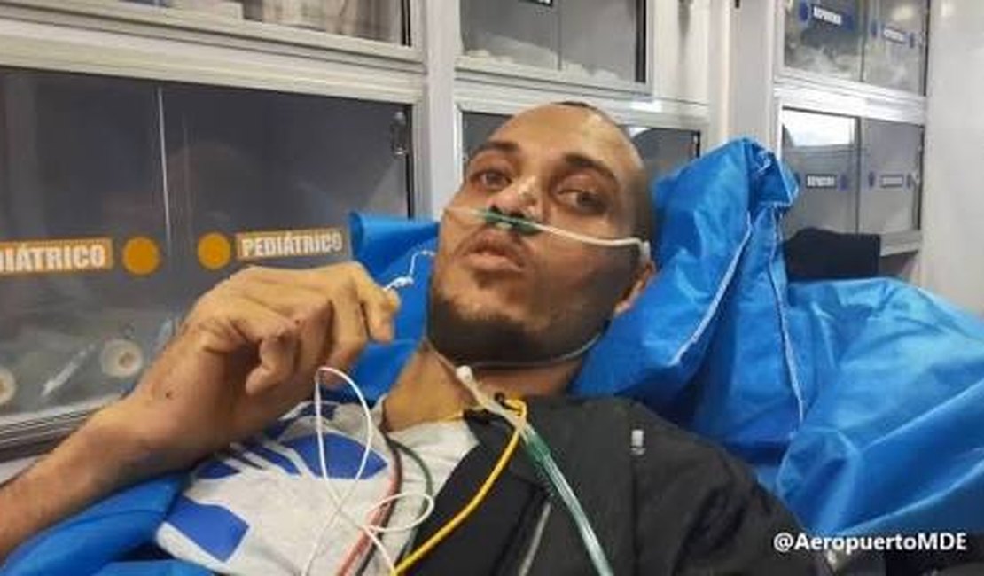 'Situação difícil, mas feliz por estar vivo', diz jogador Neto