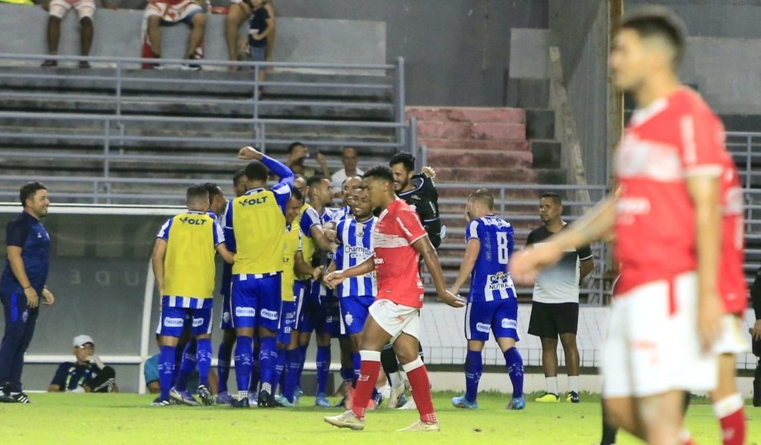 CSA vence o CRB no 1º duelo da semifinal e joga pelo empate na quarta (6)