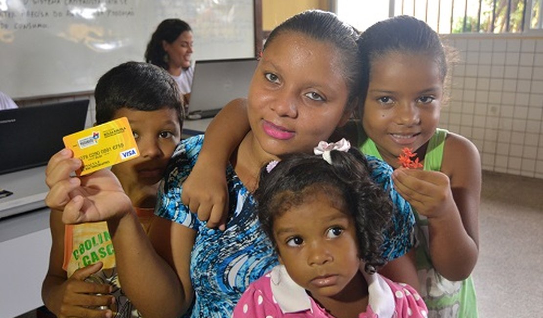 MEC amplia acompanhamento da frequência de estudantes do Bolsa Família