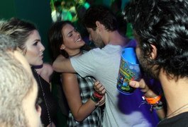 Canções de Elton John embalam romance de Bruna Marquezine e Maurício Destri no Rock in Rio