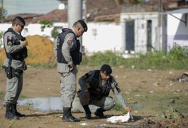 Bebê é encontrado morto em terreno baldio, em AL