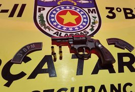 Homem é preso após ameaça e atirar contra porta de desafeto, em Craíbas