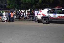 Homem sofre tentativa de homicídio após ser atraído até veículo, em Arapiraca