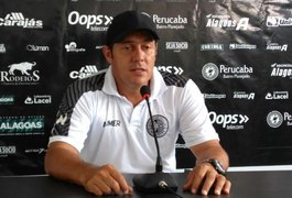 Maurílio Silva relaciona 22 jogadores para partida contra o Murici