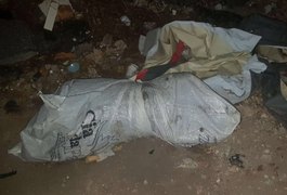 Carroceiro encontra corpo dentro de saco plástico em frente ao IML de Maceió