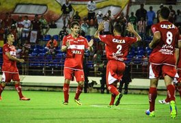 Técnico do CRB faz treino a portas fechadas antes de viagem ao Rio