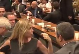 Deputado divulga vídeo em que atriz afirma pagar ‘Bolsa Família pro Nordeste’