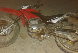 Suspeito em assaltos é assassinado a tiros, em Feira Grande; comparsa consegue fugir