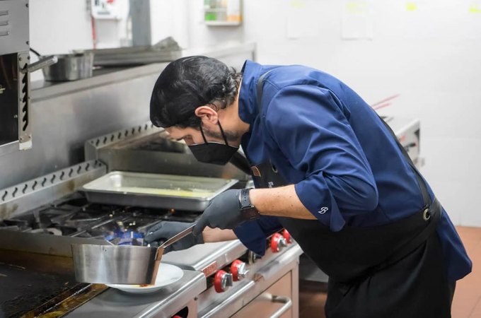 A importância da limpeza na cozinha industrial e como garantir um ambiente seguro