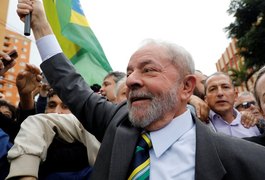 Sem provas, condenação é perseguição política, diz defesa de Lula