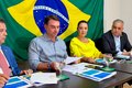 Flávio Bolsonaro e Alfredo Gaspar destacam combate ao crime organizado e proteção às mulheres em apresentação de plano de governo