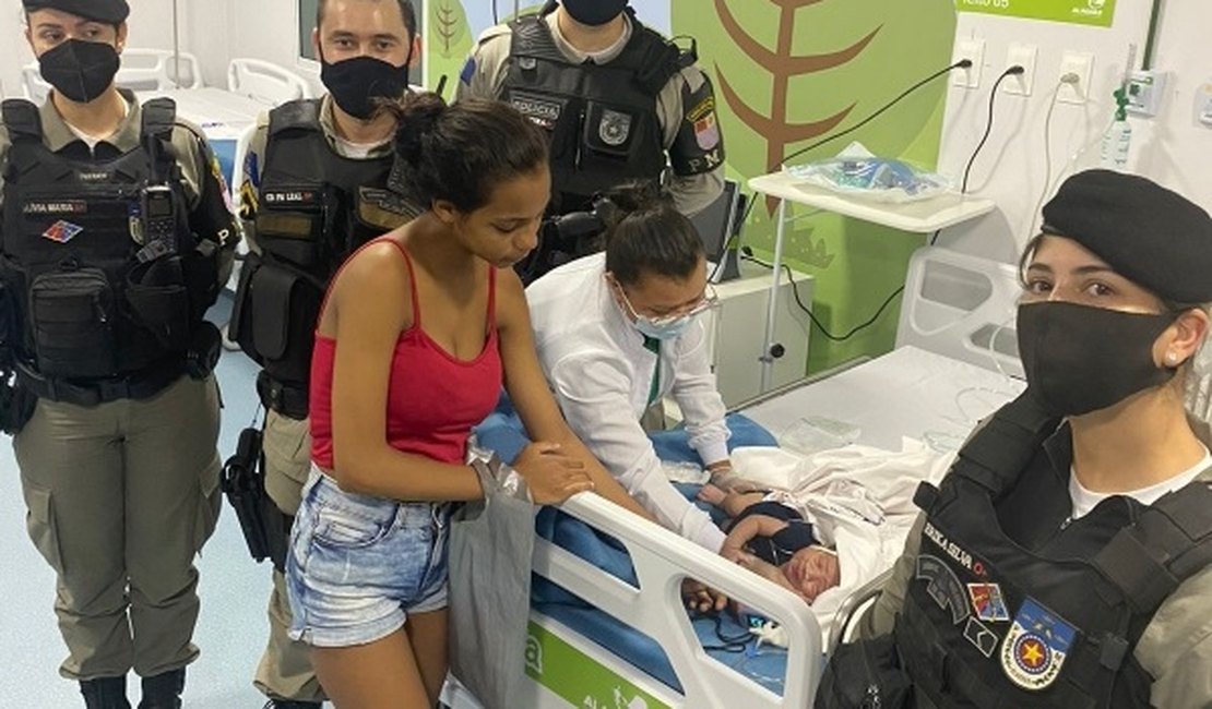 Patrulha Maria da Penha salva bebê engasgada em Maceió