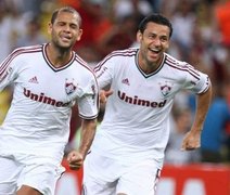 São Paulo acerta com lateral Carlinhos, do Fluminense, para 2015