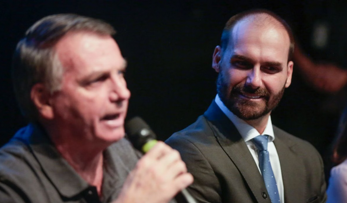 Eduardo xinga Bolsonaro em mensagem revelada pela Polícia Federal: 'VTNC seu ingrato do caralho!'