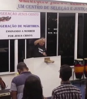 Vídeo de pastor com ‘oração’ invocando maldição para ministros do STF viraliza: “Que não morram de causas naturais”