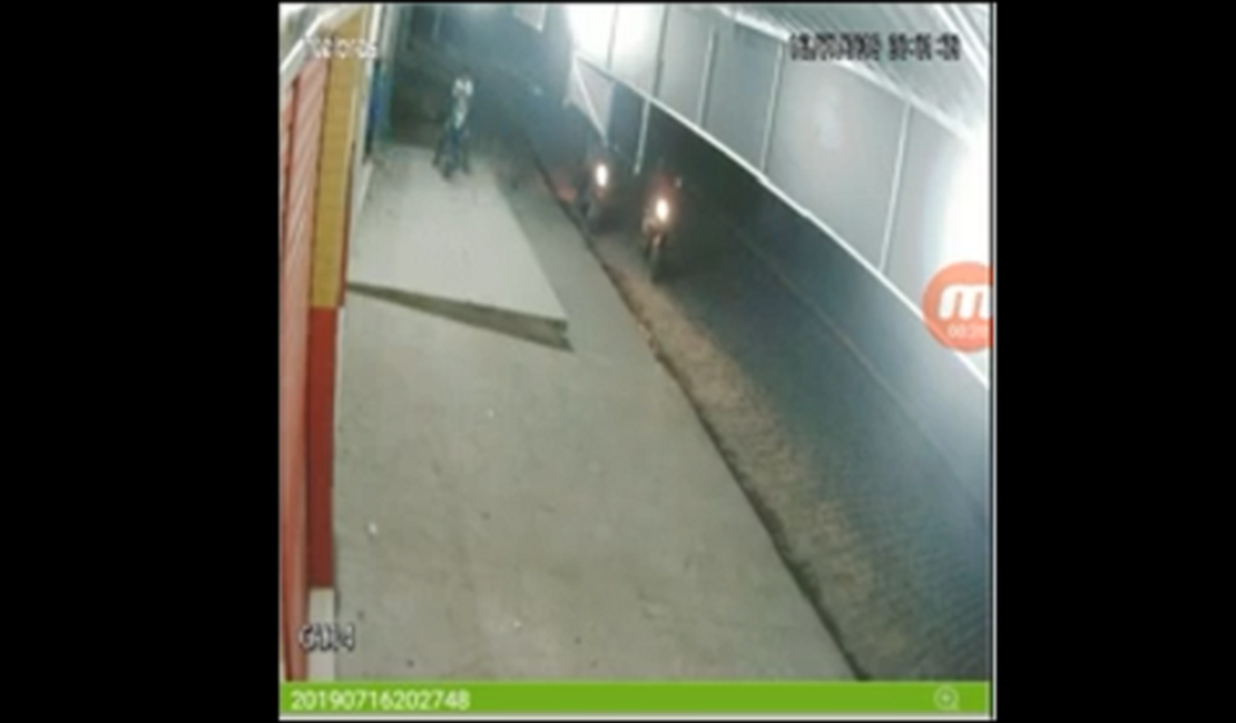 VÍDEO. Criminosos assaltam pizzaria em Junqueiro
