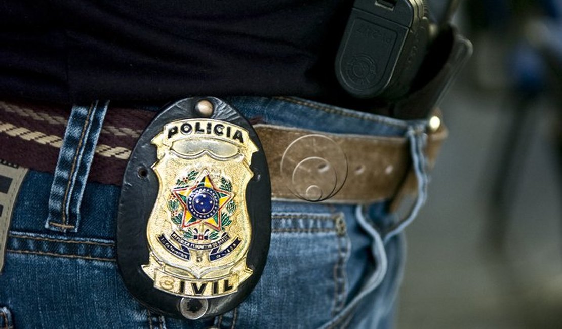 Pc prende três e procura mandante de atentado em Feira Grande