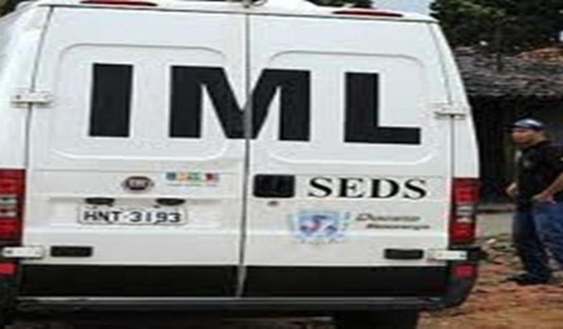 Idoso tem casa invadida e é executado com 5 disparos em Maceió